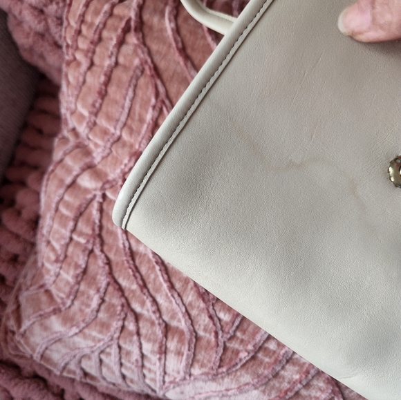 Coach Cream Crossbody Bag with Gold Button - Picture 7 of 10